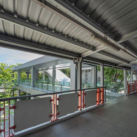 Eastin Grand Hotel Phayathai Bangkok Exterior photo