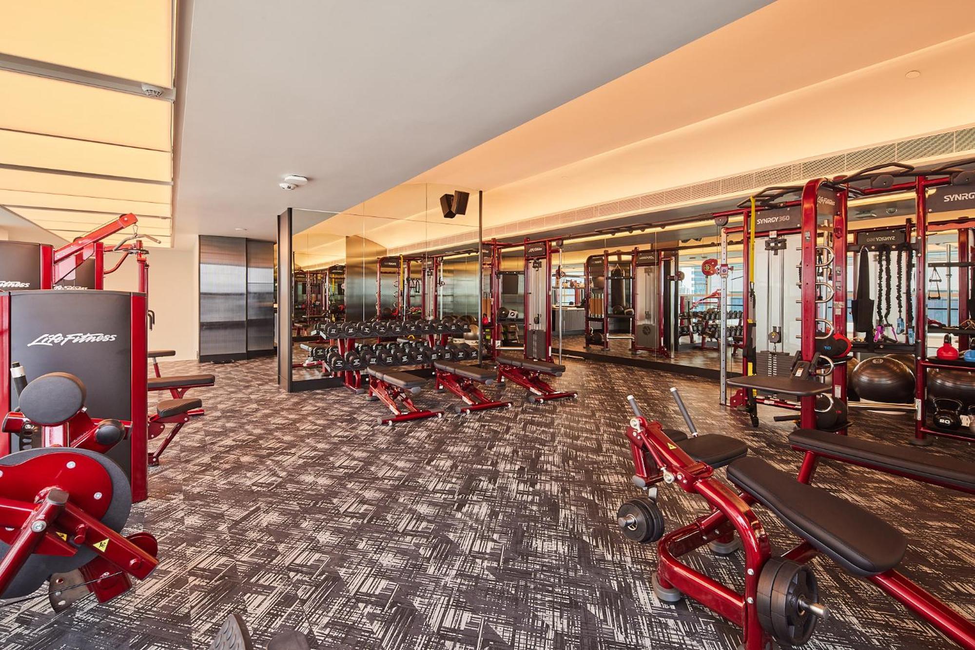 Eastin Grand Hotel Phayathai Bangkok Exterior photo Anytime Fitness in Singapore