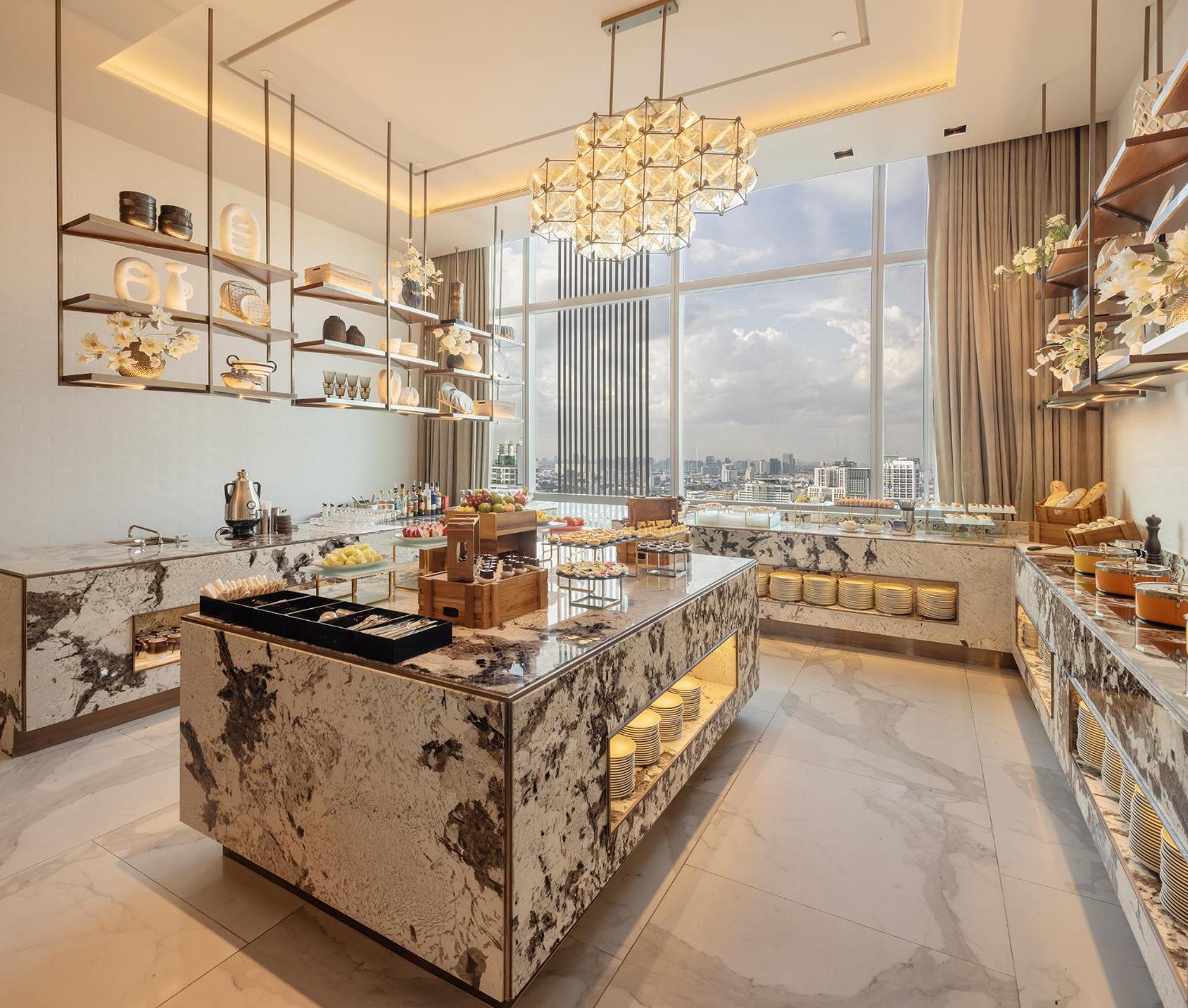 Eastin Grand Hotel Phayathai Bangkok Exterior photo